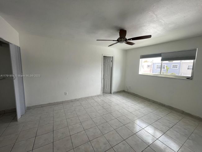 1840 - 1840 W 73 Rd Pl, Townhouse with 2 bedrooms, 3 bathrooms and null parking in Hialeah FL | Image 11