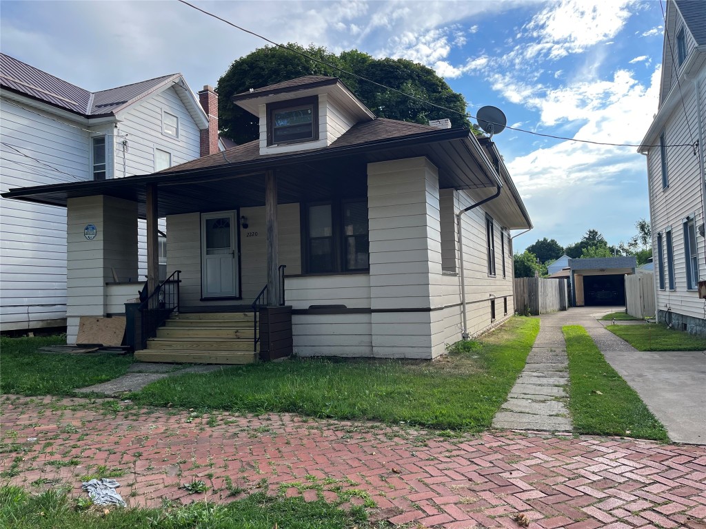 Liberty St, Erie, PA 16502