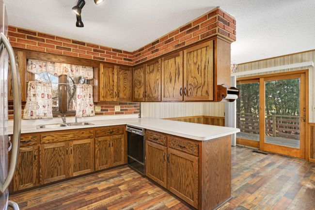 1058 Tyler St S, House other with 4 bedrooms, 2 bathrooms and null parking in Shakopee MN | Image 13