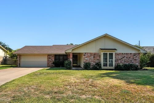 3817 Westchester Dr, Abilene, TX, 79606-3249 | Card Image