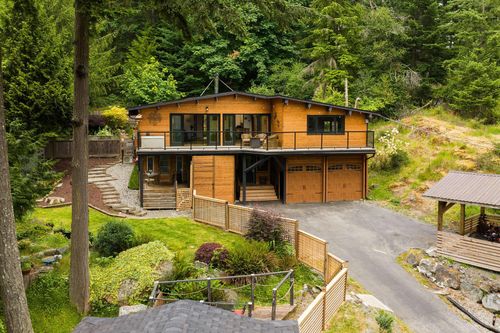 1222 Miller Rd, Bowen Island, BC, V0N1G1 | Card Image