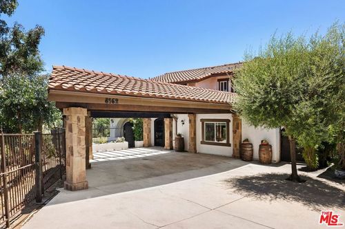 8162 Tianna Rd, Los Angeles, CA, 90046-1557 | Card Image