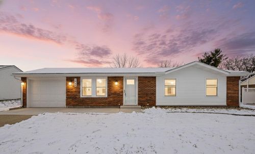 1800 Sioux Dr, Circleville, OH, 43113-9182 | Card Image