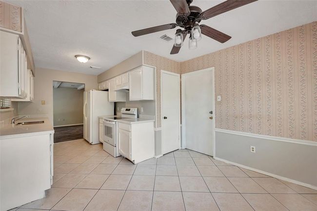 9507 Rannock Way, House other with 3 bedrooms, 2 bathrooms and 2 parking in Spring TX | Image 12