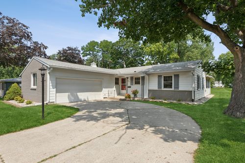 1009 Illinois Street, Valparaiso, IN, 46383 | Card Image