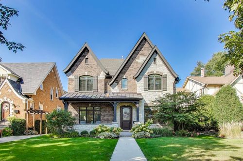 912 Peale Ave, Park Ridge, IL, 60068-4962 | Card Image