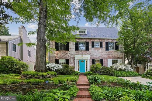 139 Hesketh St, CHEVY CHASE, MD, 20815-4222 | Card Image