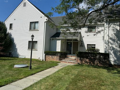 unit-4a1-80 N Main St, Kent, CT, 06757-1524 | Card Image