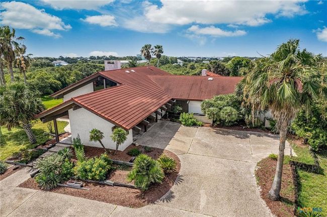 1809 W Harrison Ave, House other with 3 bedrooms, 4 bathrooms and 3 parking in Port O Connor TX | Image 12