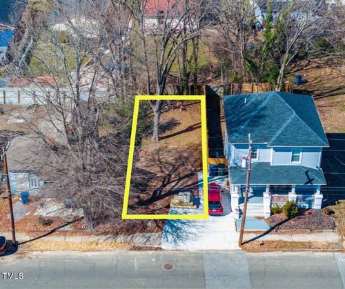 822 Kent St, Durham, NC, 27701-3051 | Card Image