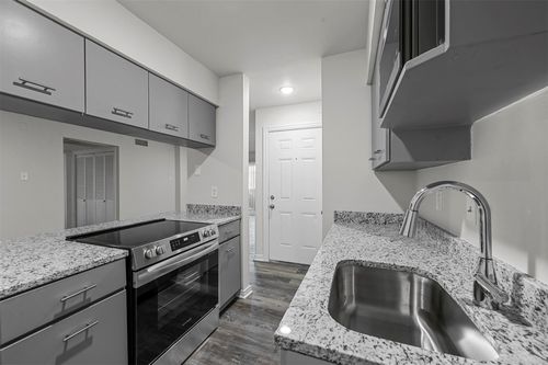 apt-1056-8110 Skillman St, Dallas, TX, 75231-2842 | Card Image