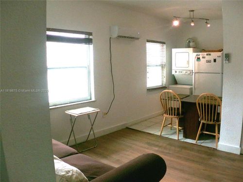 apt-7-7920 Harding Ave, Miami Beach, FL, 33141-1683 | Card Image