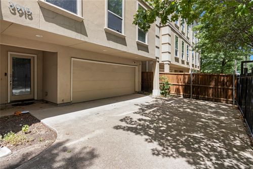 200-3915 Congress Ave, Dallas, TX, 75219-4181 | Card Image