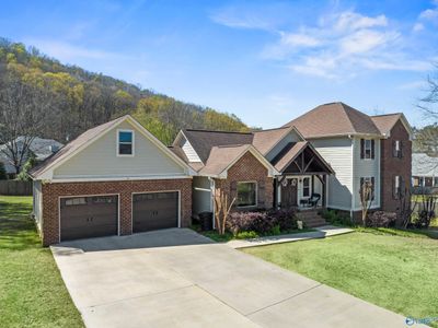 86 Azalea Circle, House other with 4 bedrooms, 3 bathrooms and null parking in Guntersville AL | Image 2