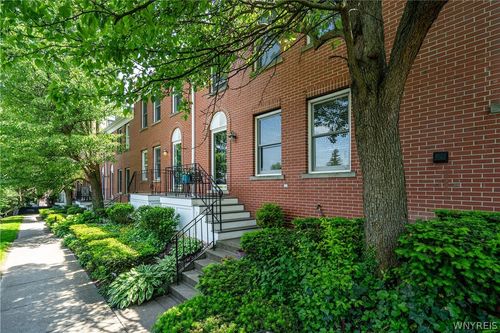 3-1119 Delaware Ave, Buffalo, NY, 14209-1626 | Card Image