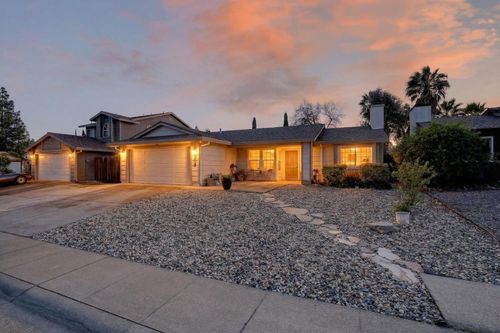 1360 Ridgerun Dr, Roseville, CA, 95747-7682 | Card Image