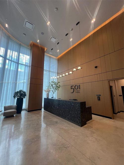 a-121 Ne 5th St, Miami, FL, 33132-2608 | Card Image