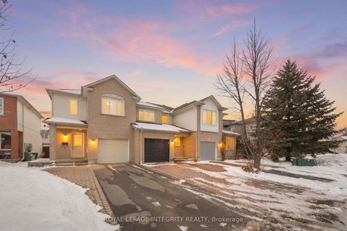 4 Binbury Way, Ottawa, ON, K1T4B7 | Card Image