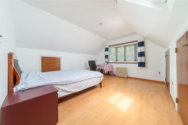 58 219 Th St, House other with 4 bedrooms, 3 bathrooms and null parking in Bayside Hills NY | Image 7