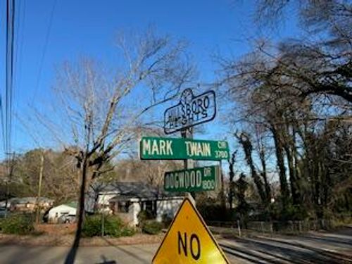 1887 Dogwood Dr, Chattanooga, TN, 37406-2722 | Card Image