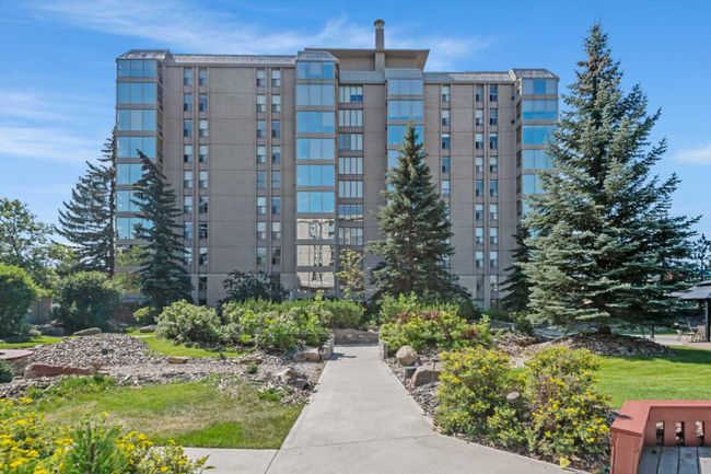 903 - 4555 Varsity Lane Nw, Home with 2 bedrooms, 2 bathrooms and 3 parking in Calgary AB | Image 2