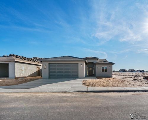 10535 E 45th Ln, Yuma, AZ, 85367-4844 | Card Image