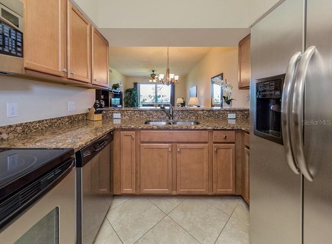 UNIT-304 - 7607 Grand Estuary Trl, Condo with 2 bedrooms, 2 bathrooms and null parking in BRADENTON FL | Image 12