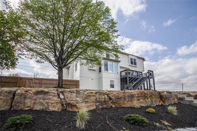 101 Sw View High Dr, House other with 5 bedrooms, 5 bathrooms and null parking in Lee's Summit MO | Image 54
