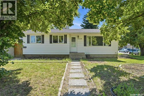 3234 Maxwell St, Saskatoon, SK, S7L4K8 | Card Image
