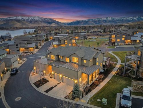 4-832 S Edgewater Ct, Huntsville, UT, 84317 | Card Image
