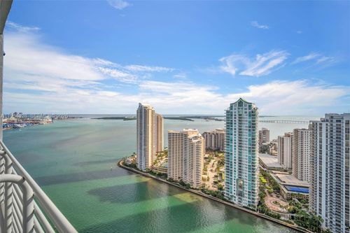 4417-325 S Biscayne Blvd, Miami, FL, 33131-2306 | Card Image
