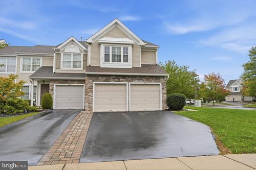 506 Coachwood Ct, NEWTOWN, PA, 18940-4205 | Card Image