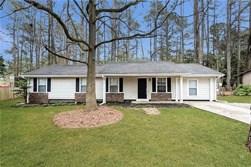 8990 Sterling Ridge Ln, Jonesboro, GA, 30238-4659 | Card Image
