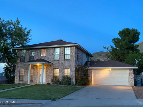 858 Via Redonda Ct, El Paso, TX, 79912-6617 | Card Image