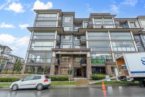 208-20325 85 Ave, Langley, BC, V2Y3L2 | Card Image