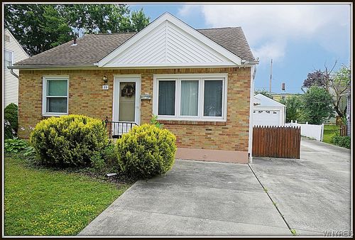 55 Cornell Ave, Amherst, NY, 14226-4207 | Card Image