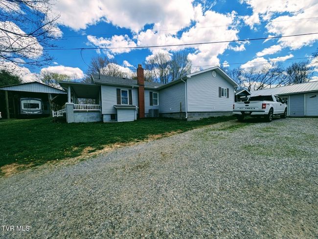 2509 Dc Caney Ridge Rd, House other with 3 bedrooms, 2 bathrooms and null parking in Clintwood VA | Image 81
