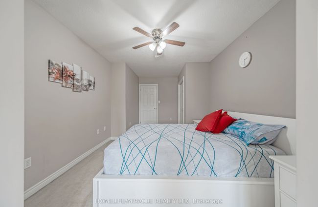 93 Lynch Cir, House attached with 4 bedrooms, 4 bathrooms and 2 parking in Guelph ON | Image 35