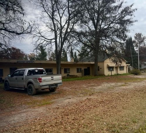 2174 N Clear Lake Rd, West Branch, MI, 48661-9409 | Card Image