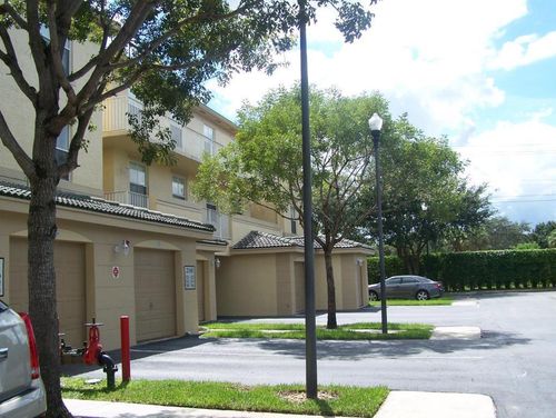 519-2100 Greenview Shores Blvd, Wellington, FL, 33414-2737 | Card Image