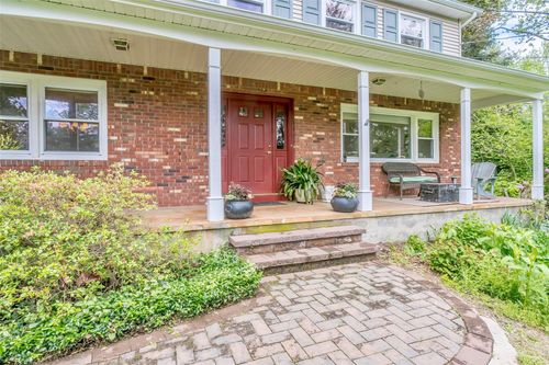 24 Overhill Ln, Warwick, NY, 10990-3314 | Card Image