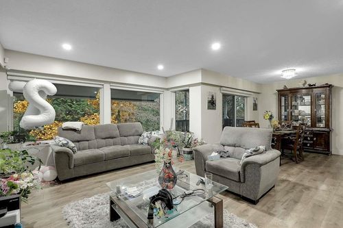 7985 Modesto Dr, Delta, BC, V4C4A9 | Card Image