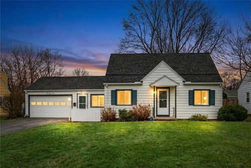 22 Mac Arthur Rd, Greece, NY, 14615-2016 | Card Image