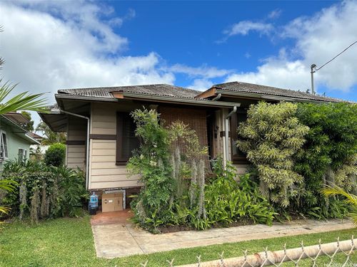 166 Makani Ave, Wahiawa, HI, 96786-1916 | Card Image