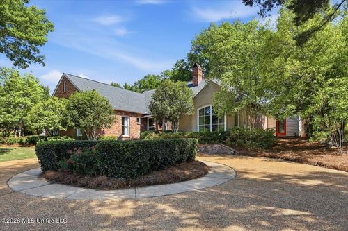 241 Sawbridge Dr, Ridgeland, MS, 39157-8756 | Card Image
