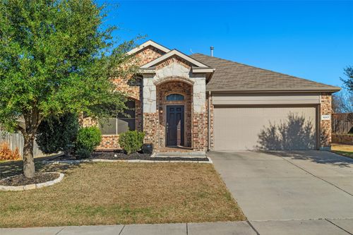 1217 Meadowlakes Dr, Azle, TX, 76020-3786 | Card Image