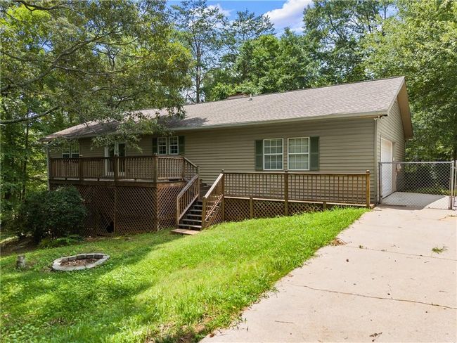 3592 Lakeview Dr, House other with 3 bedrooms, 2 bathrooms and null parking in Gainesville GA | Image 32