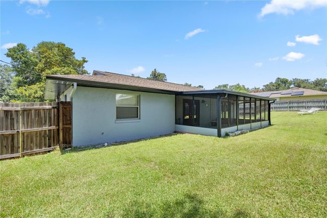 4867 Se 33 Rd Ave, House other with 3 bedrooms, 2 bathrooms and null parking in OCALA FL | Image 6