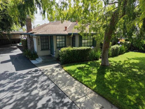 2725 Byron Street, Palo Alto, CA, 94306 | Card Image