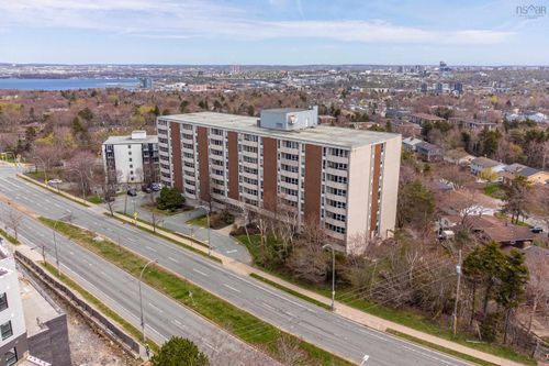 802-105 Dunbrack St, Halifax, NS, B3M3G7 | Card Image